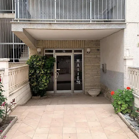 Apartment Book Mayte